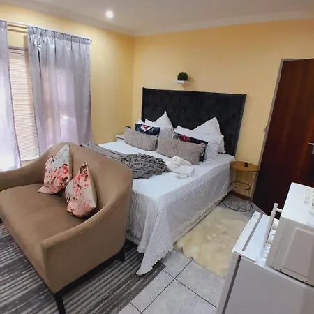 Adante Lodge & Conferencing Umtata Room photo