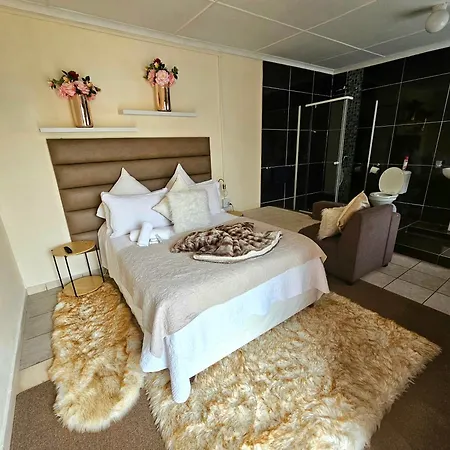 Adante Lodge & Conferencing Umtata Exterior photo